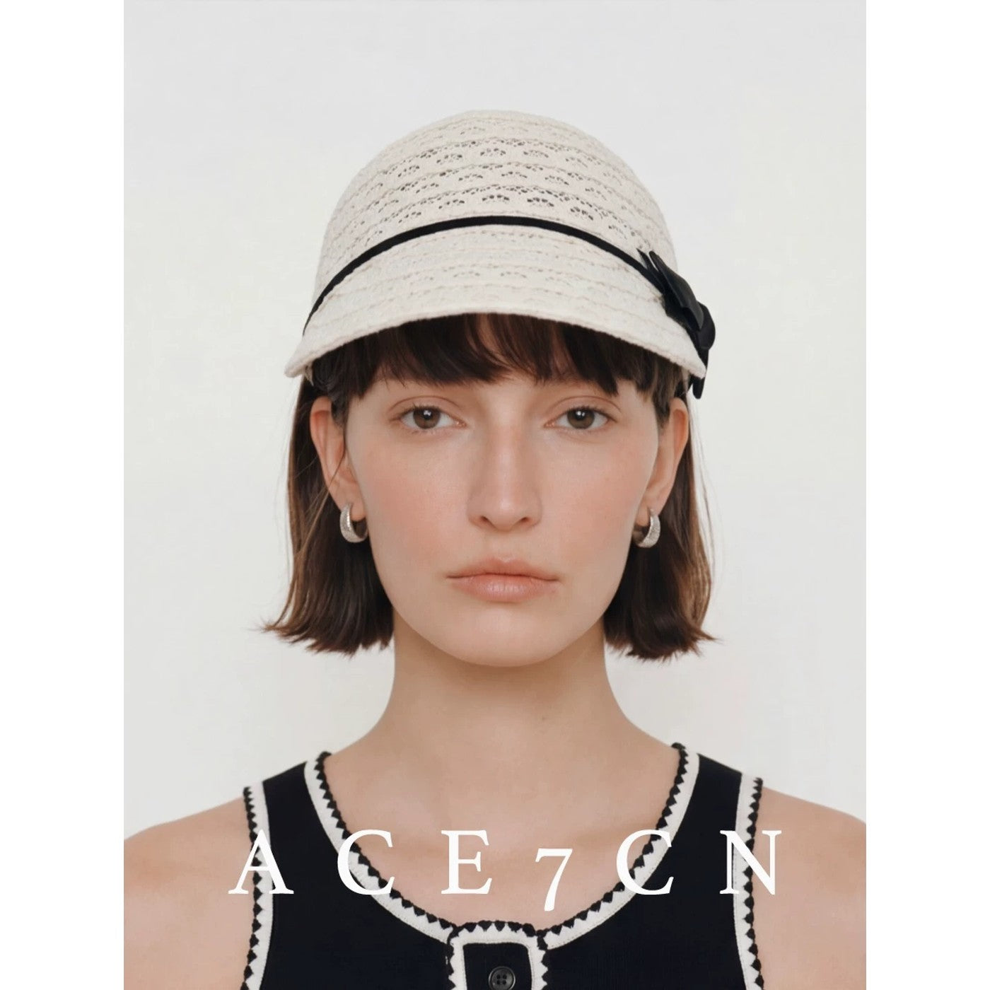 Classic Tweed Equestrian Hat Openwork Woven Embroidered