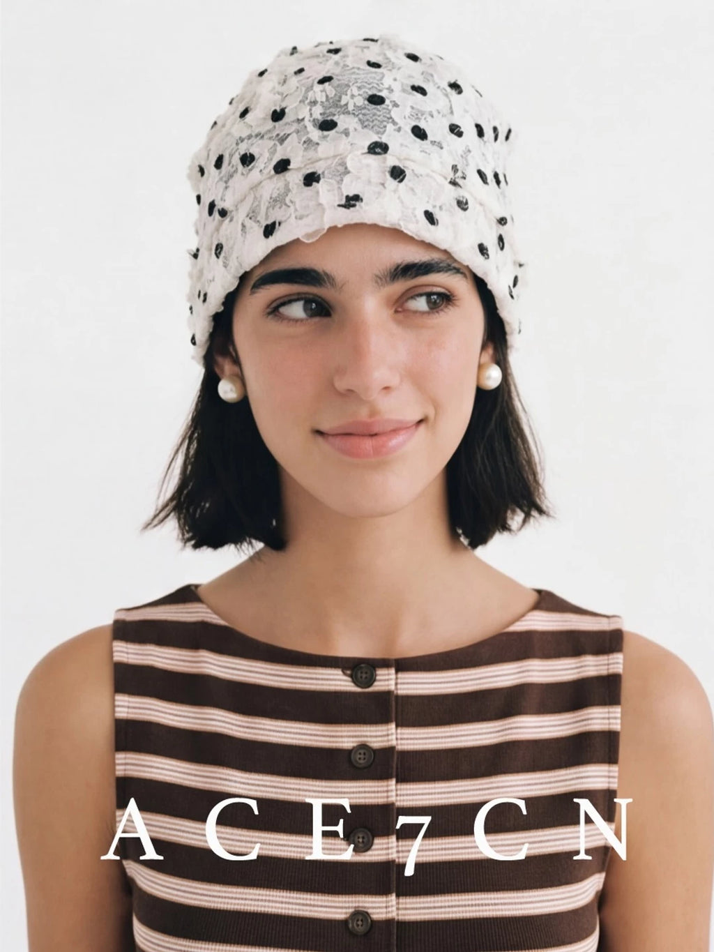 Vintage Elegant Polka-Dot Hat Chic Vintage Pleated