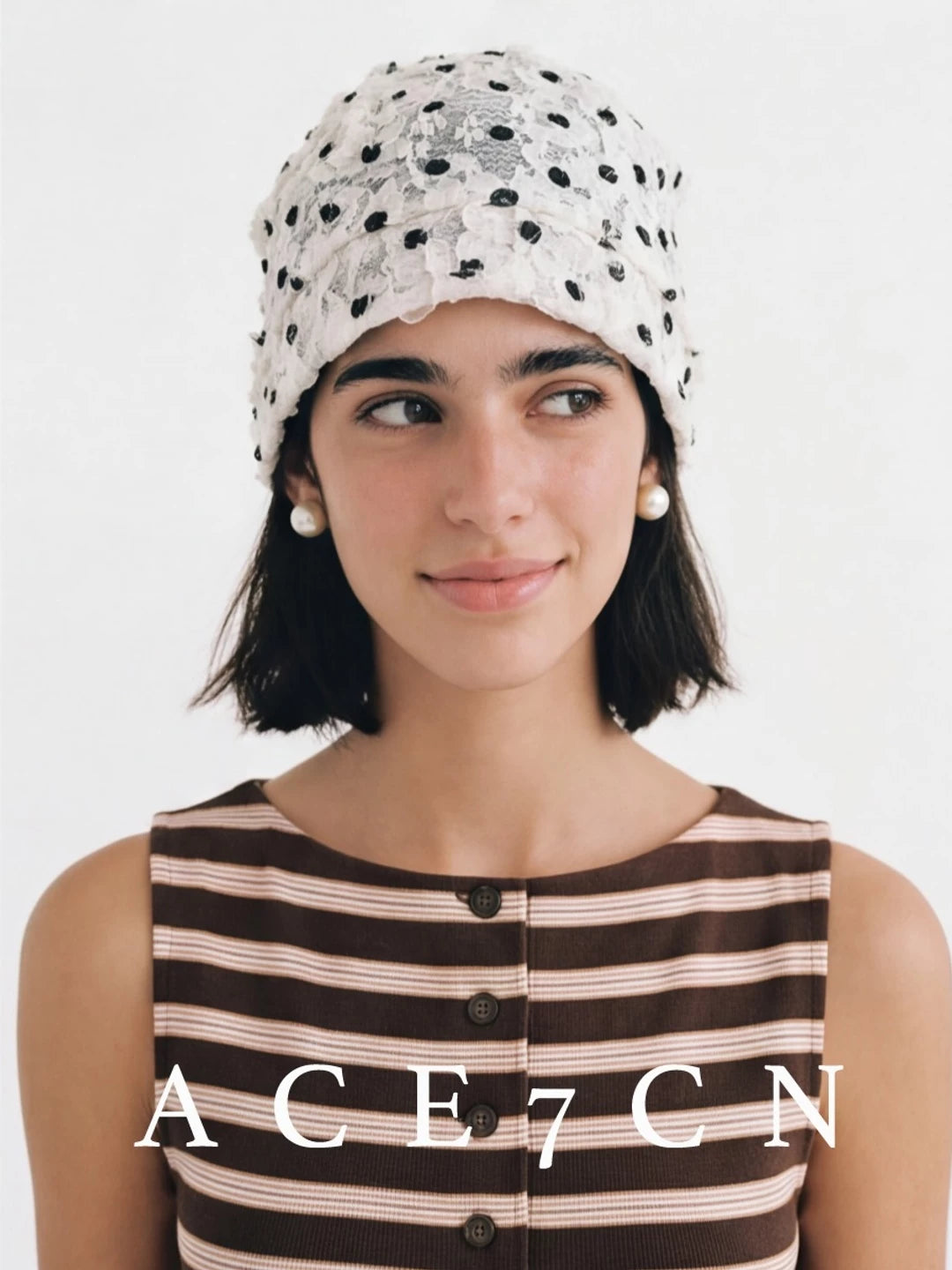 Vintage Elegant Polka-Dot Hat Chic Vintage Pleated