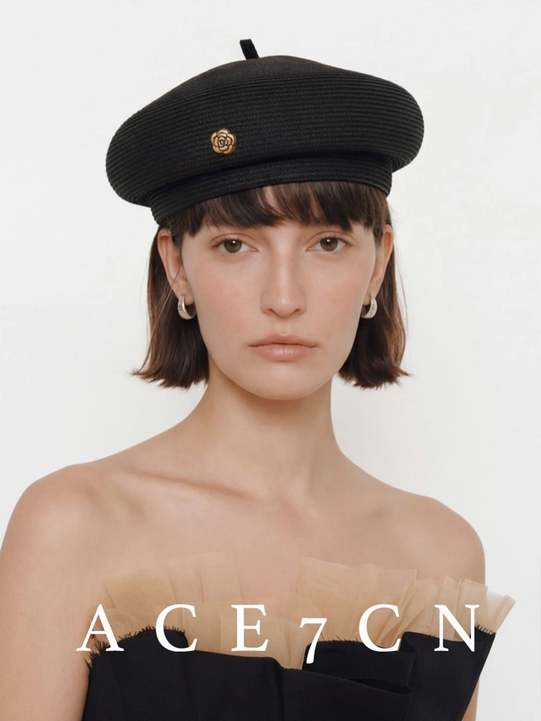 Parisian Runway Light-Luxury Straw Pillbox Camellia 3D