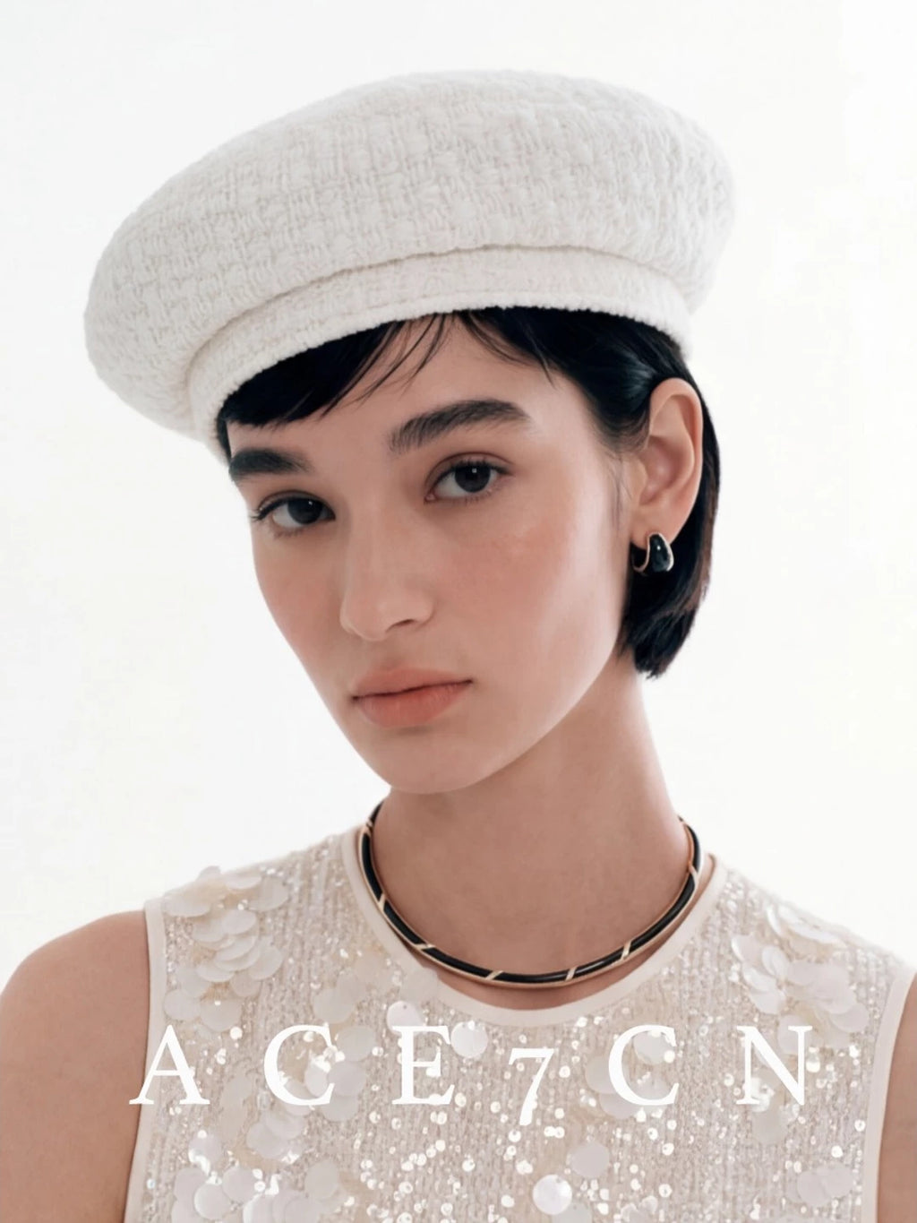 South-France Hepburn-Style Tweed Beret Classic Tweed Travel-Look