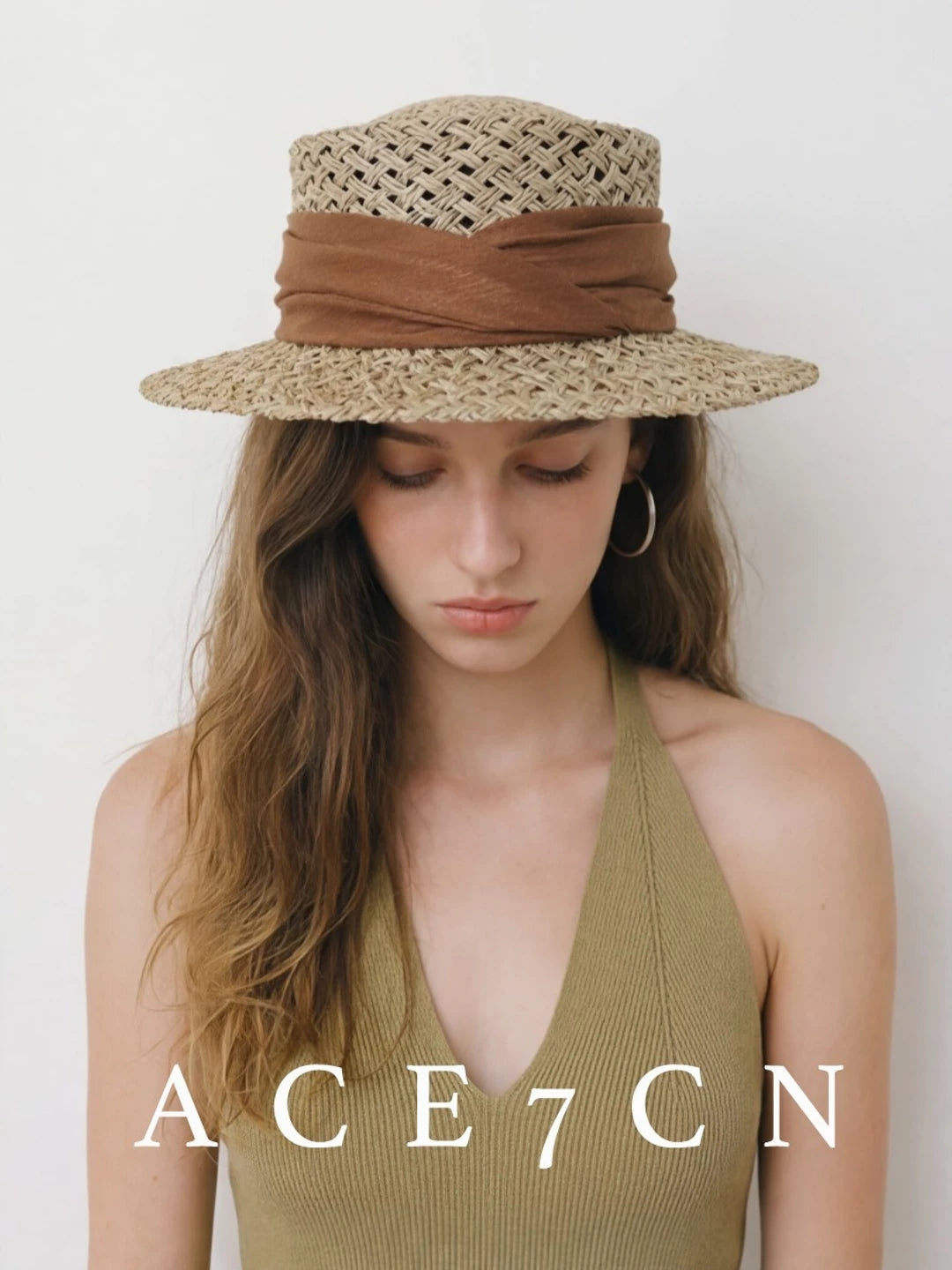 Relaxed French Sun-Shade Straw Hat Refined Dress