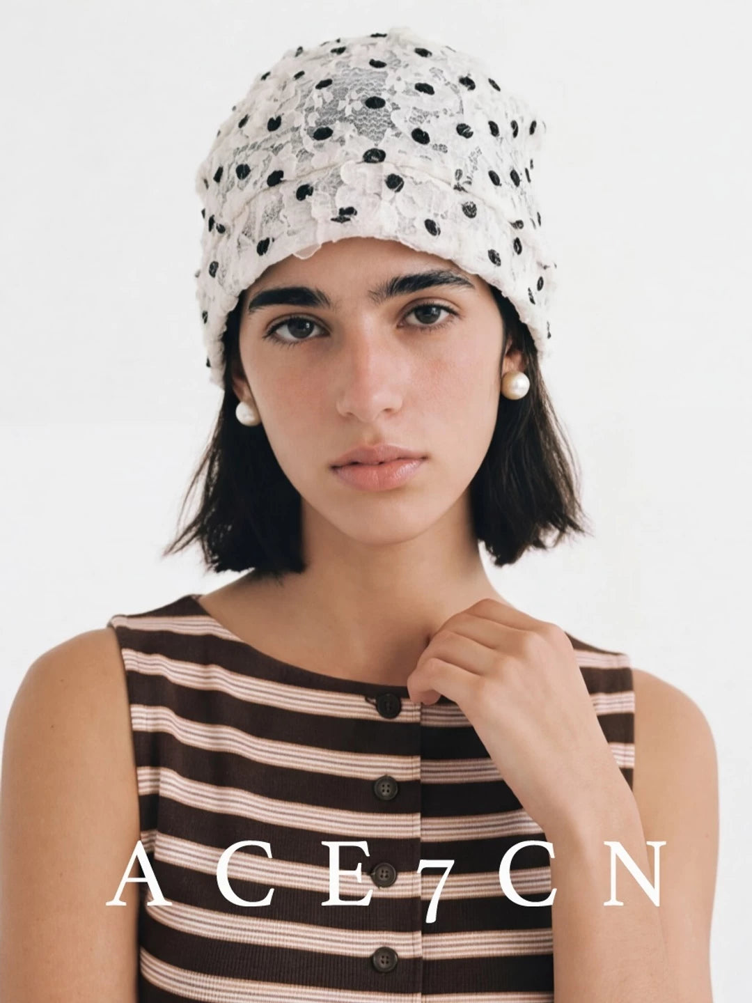 Vintage Elegant Polka-Dot Hat Chic Vintage Pleated