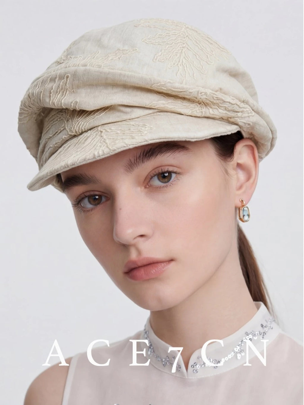 Champs-Élysées Fabric Embroidered Linen Newsboy Cap Pleated
