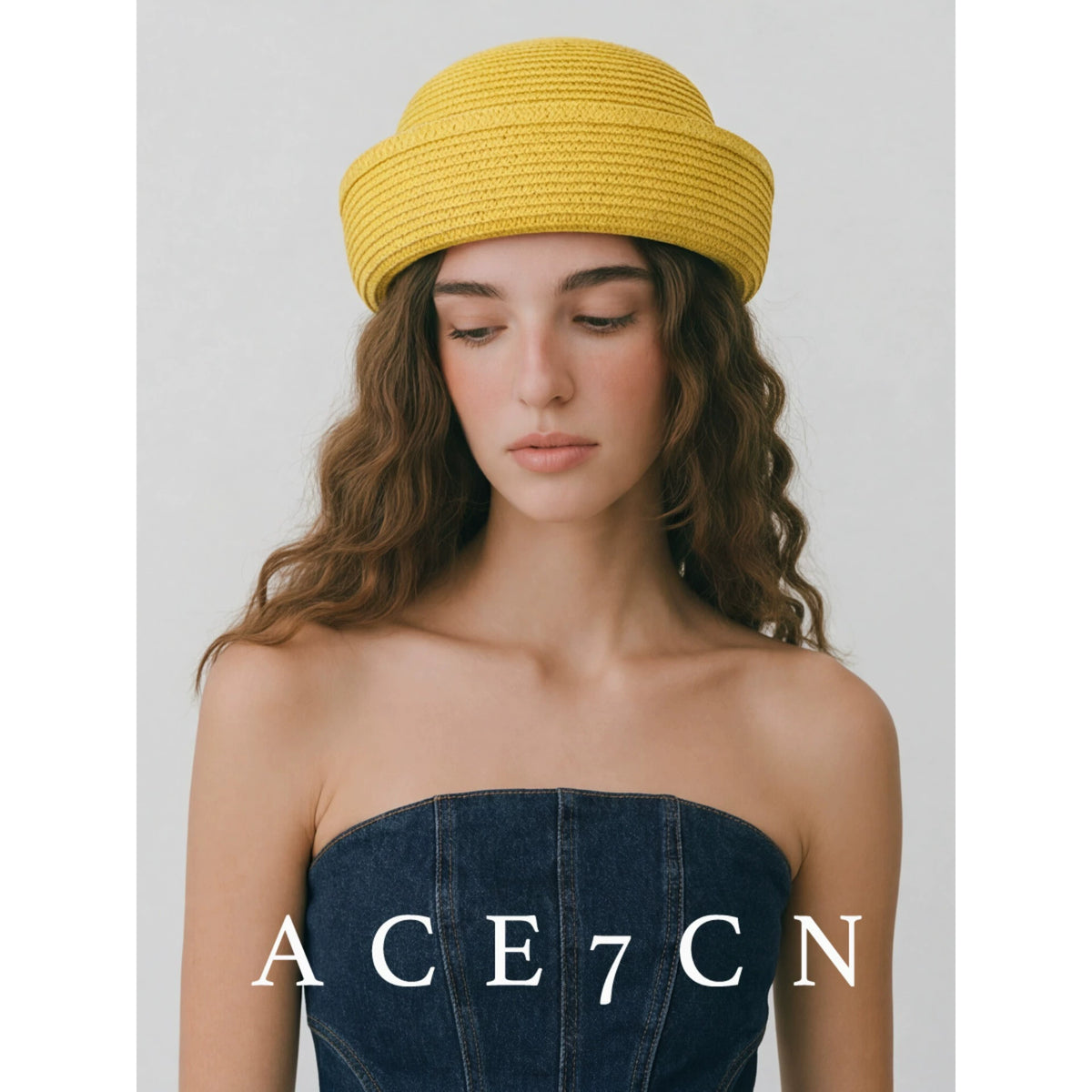 British Vintage Straw-Woven Pillbox Hat Round-Top pillbox