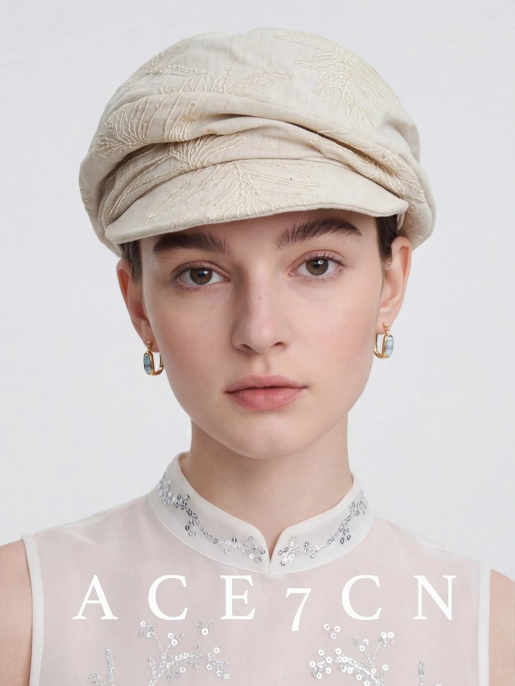 Champs-Élysées Fabric Embroidered Linen Newsboy Cap Pleated