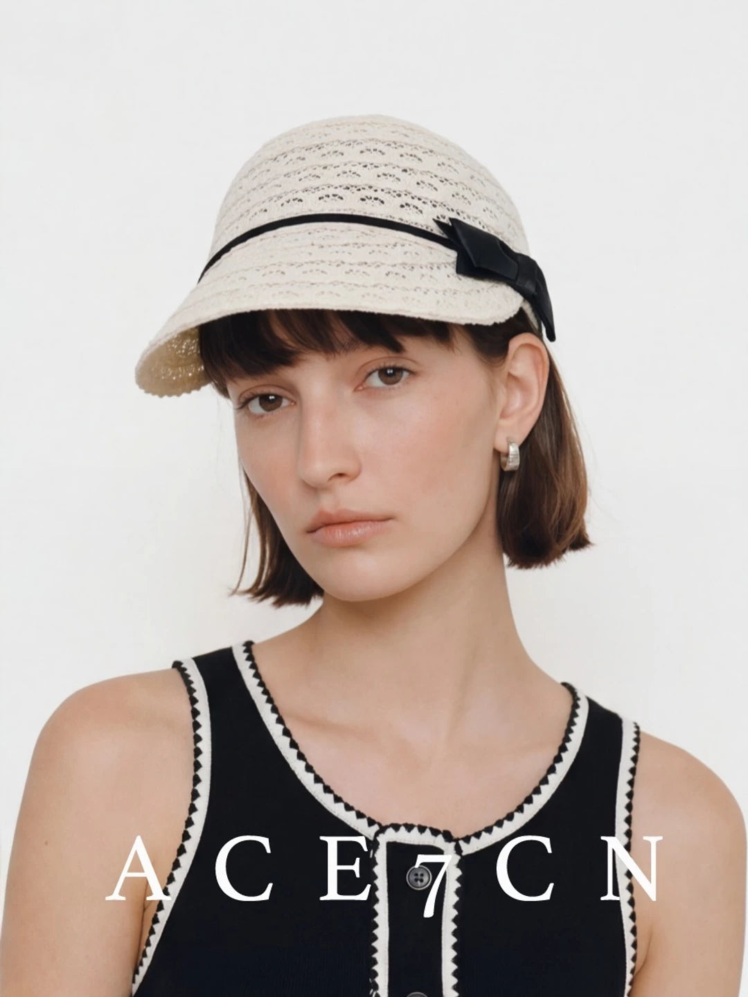 Classic Tweed Equestrian Hat Openwork Woven Embroidered