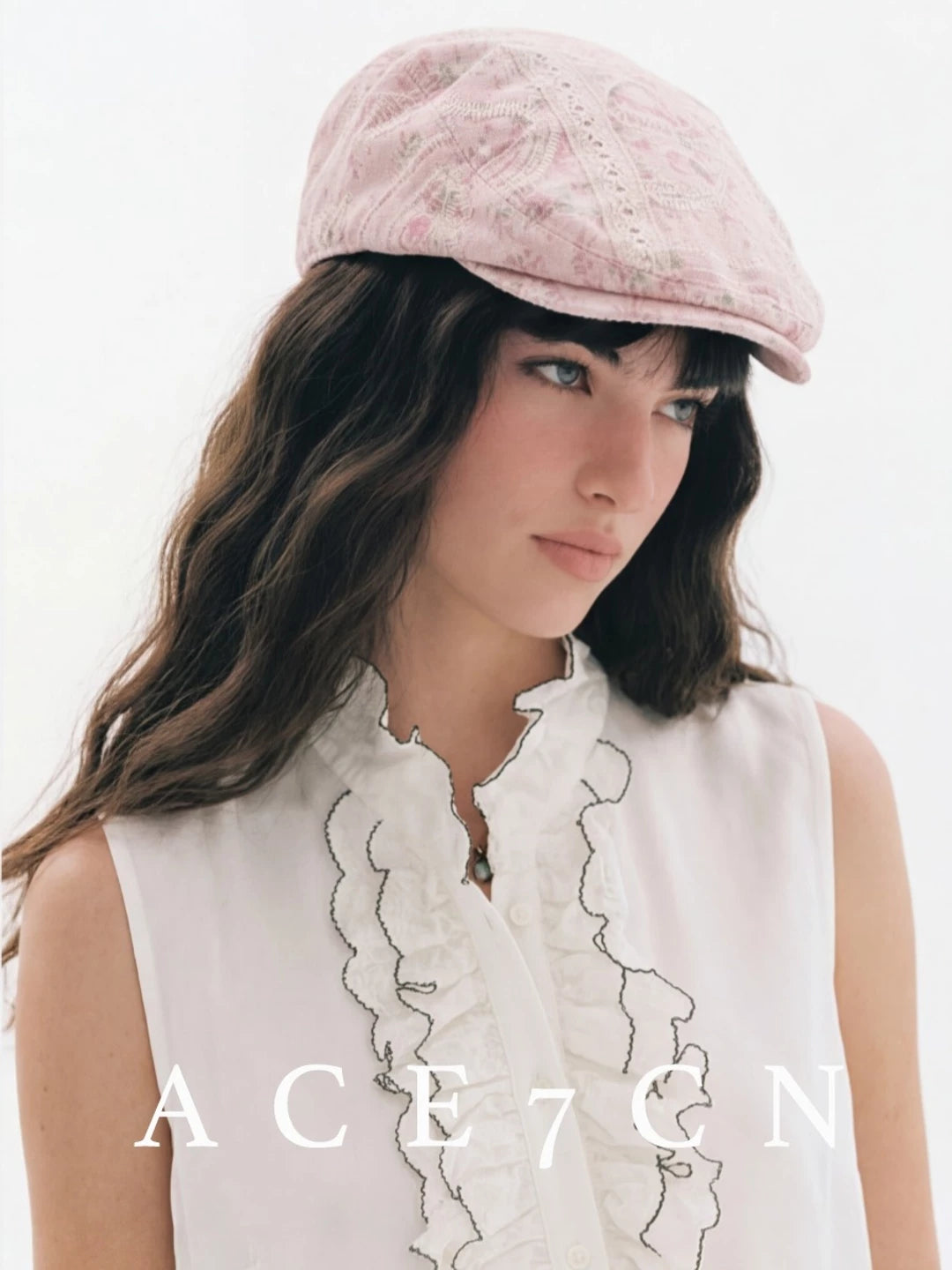New Elegant Old-Money Embroidered Flat Cap Niche
